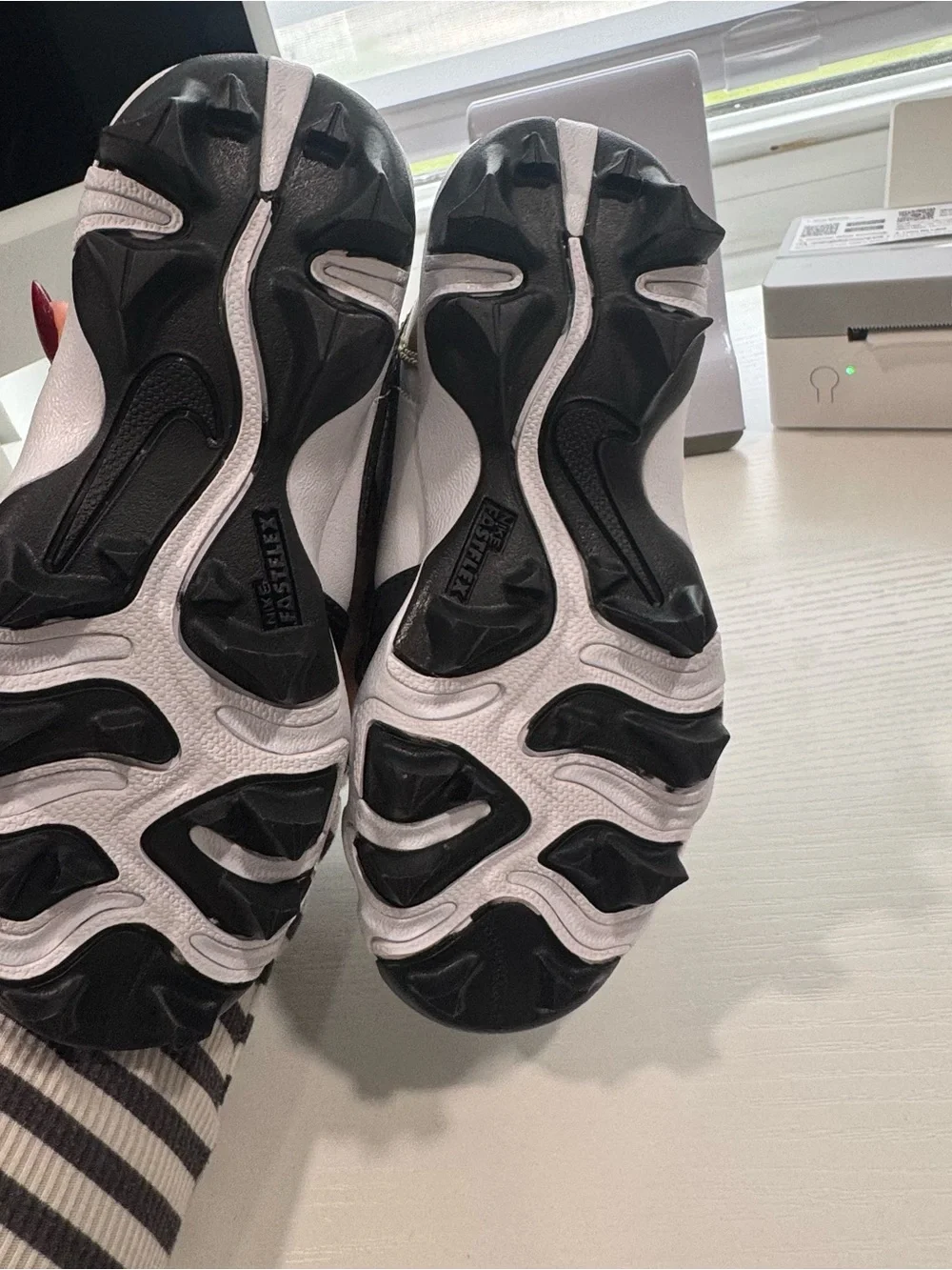 Jordan Kids' Low-Top Sneakers — Black/White/Gold